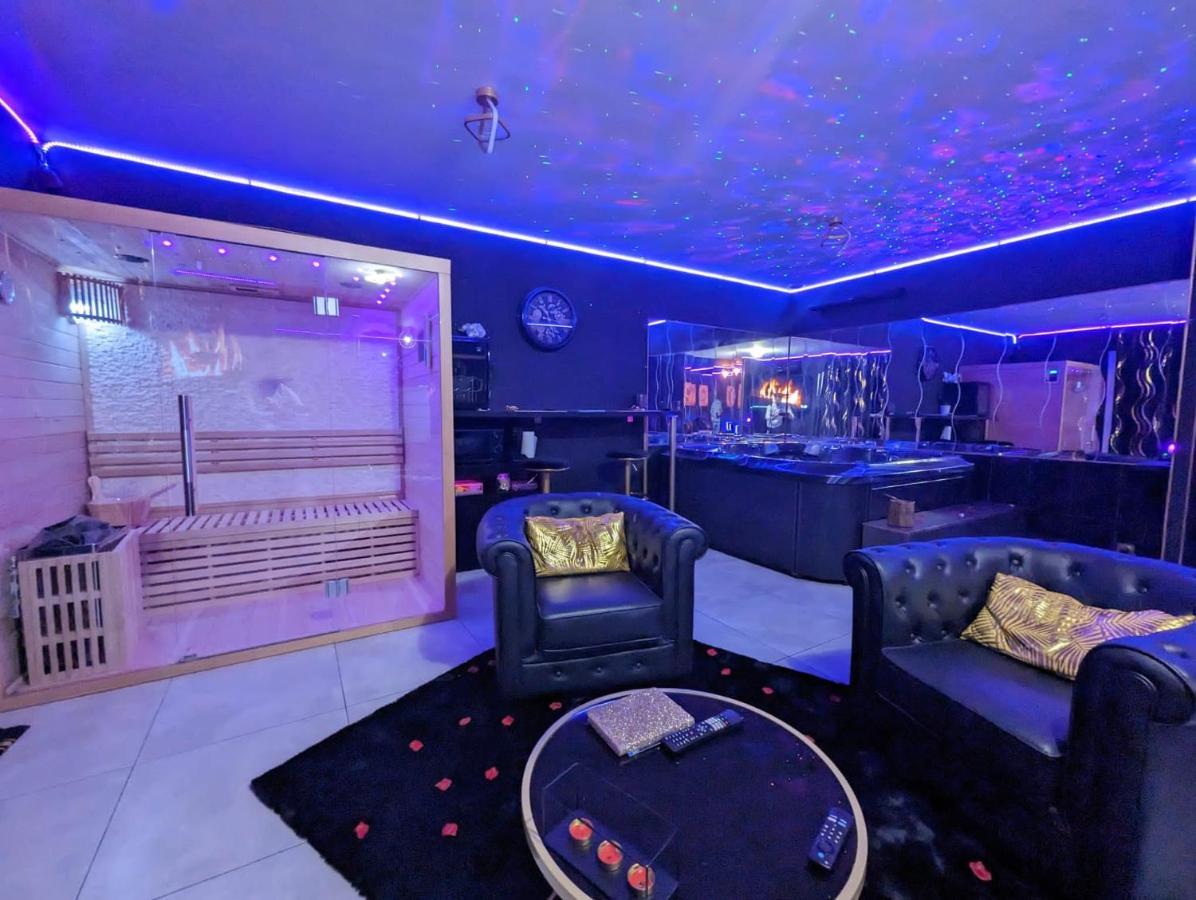 La Gold Room Jacuzzi & Sauna Prive 페르피냥 외부 사진